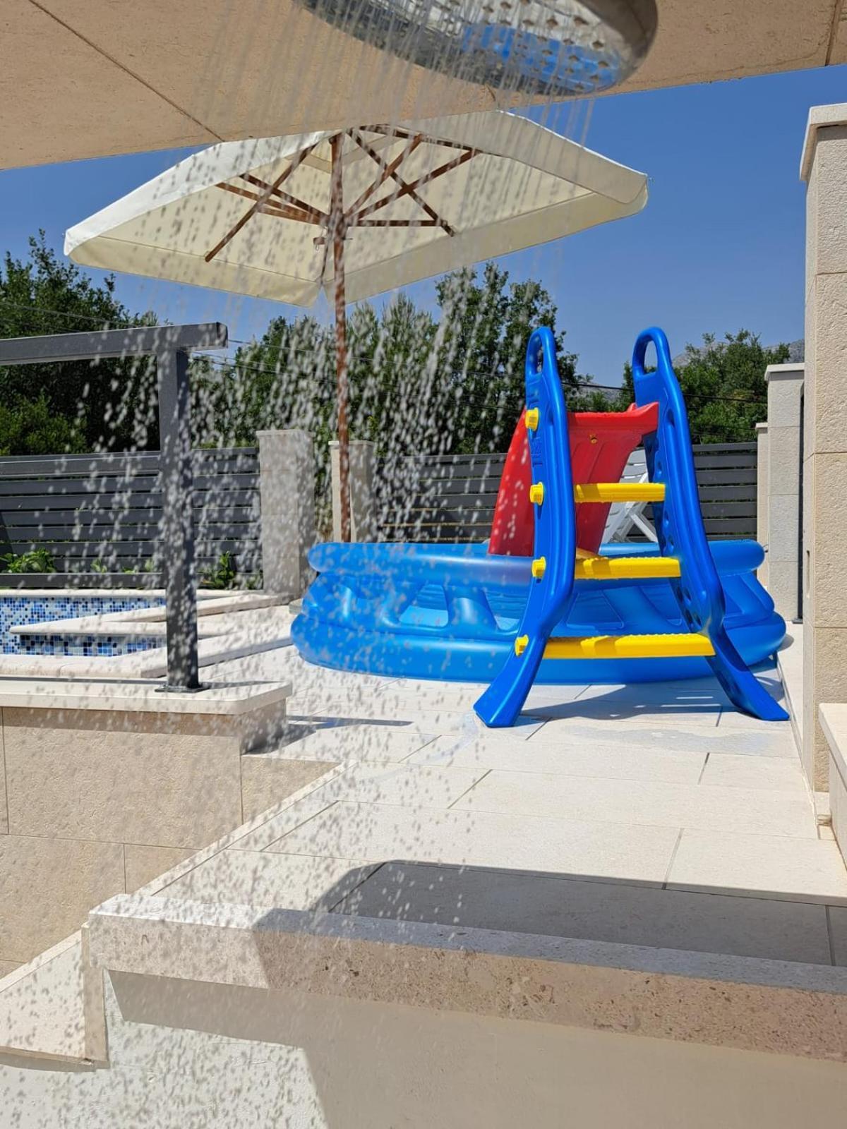 Villa "Amber" Luxury Apartments With A Pool Mlini Exteriör bild